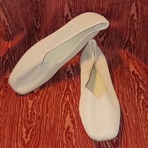 ARROMIC Beige Square Toe Loafers Flats Women's Size 11